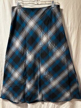 Womens Maxi Blue Plaid skirt, womens size 12 all season wear